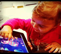 Helena con ipad